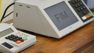 Eleitores de cinco municípios elegem novos prefeitos neste domingo
