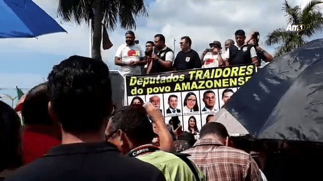 Servidores pressionam e realizam novo protesto nesta quinta-feira