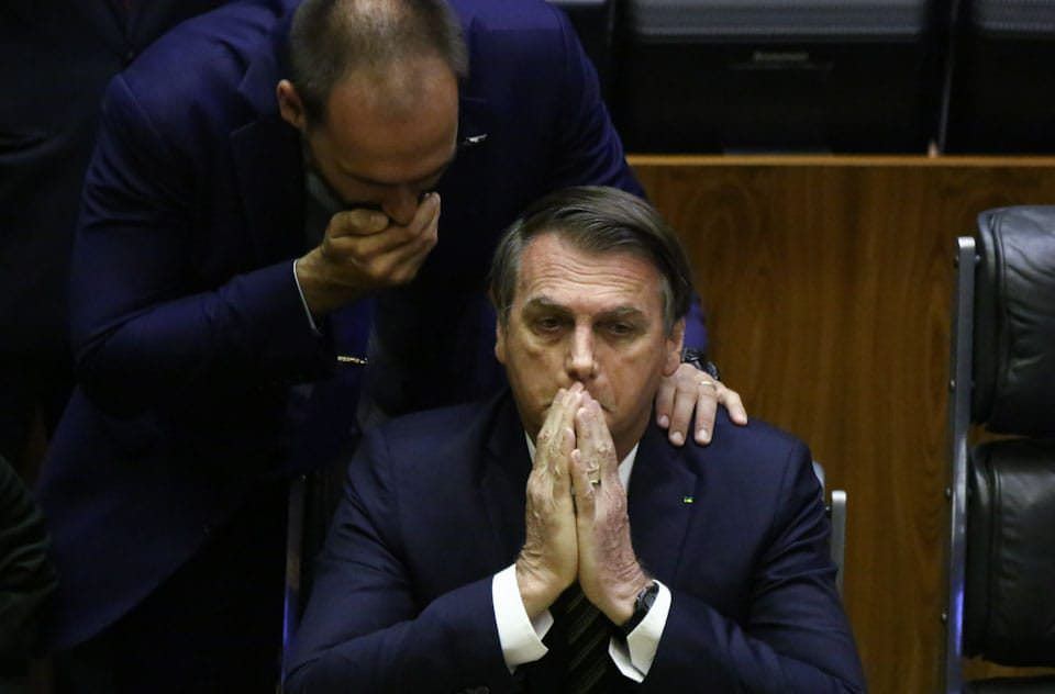 Parecer técnico aponta nepotismo em nomeação de Eduardo Bolsonaro