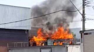 Casa é destruída por incêndio em Manaus; veja o vídeo