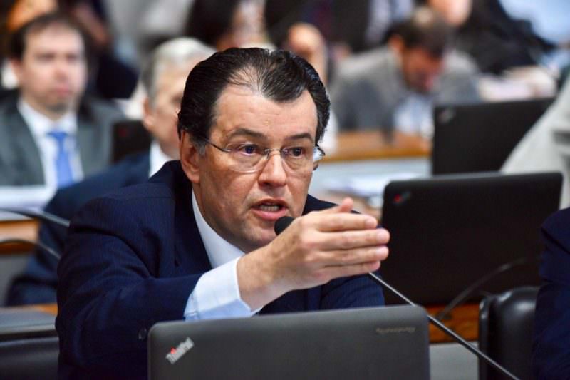 Braga quer a derrubada de veto que limita o auxílio emergencial