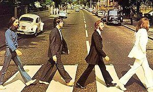 Foto que ilustra a capa do álbum 'Abbey Road' dos Beatles completa 50 anos