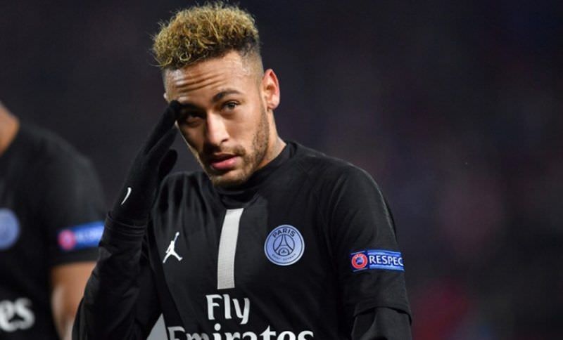 Barcelona e PSG se reúnem em Paris para decidir troca de Neymar