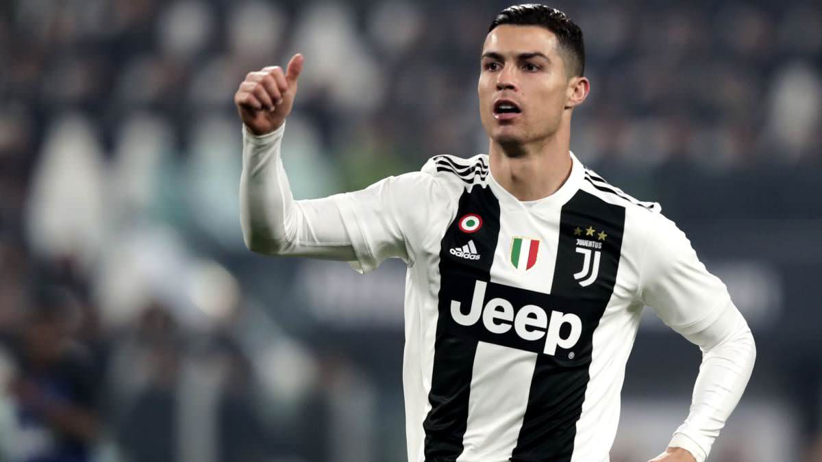 Recuperado, Cristiano Ronaldo treina e deve pegar Parma