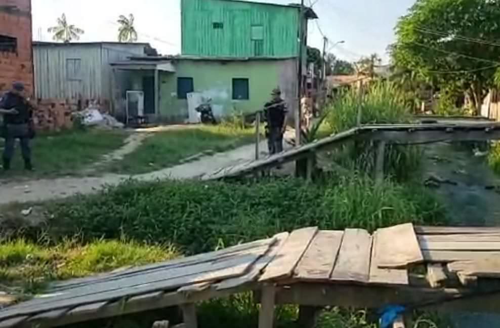 No Dia dos Pais, genro e sogra são mortos a tiros e criança é baleada