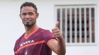 Goleiro Bruno recebe propostas para voltar ao futebol