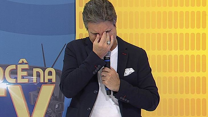 João Kleber revela que foi adotado por Helô Pinheiro quando era mendigo
