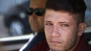 Marido de advogada morta por serial killer chora ao lembrar da esposa