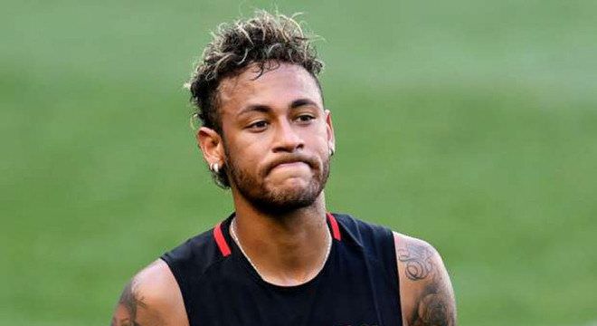 Neymar participa de treino, mas não é relacionado para 2º jogo do PSG