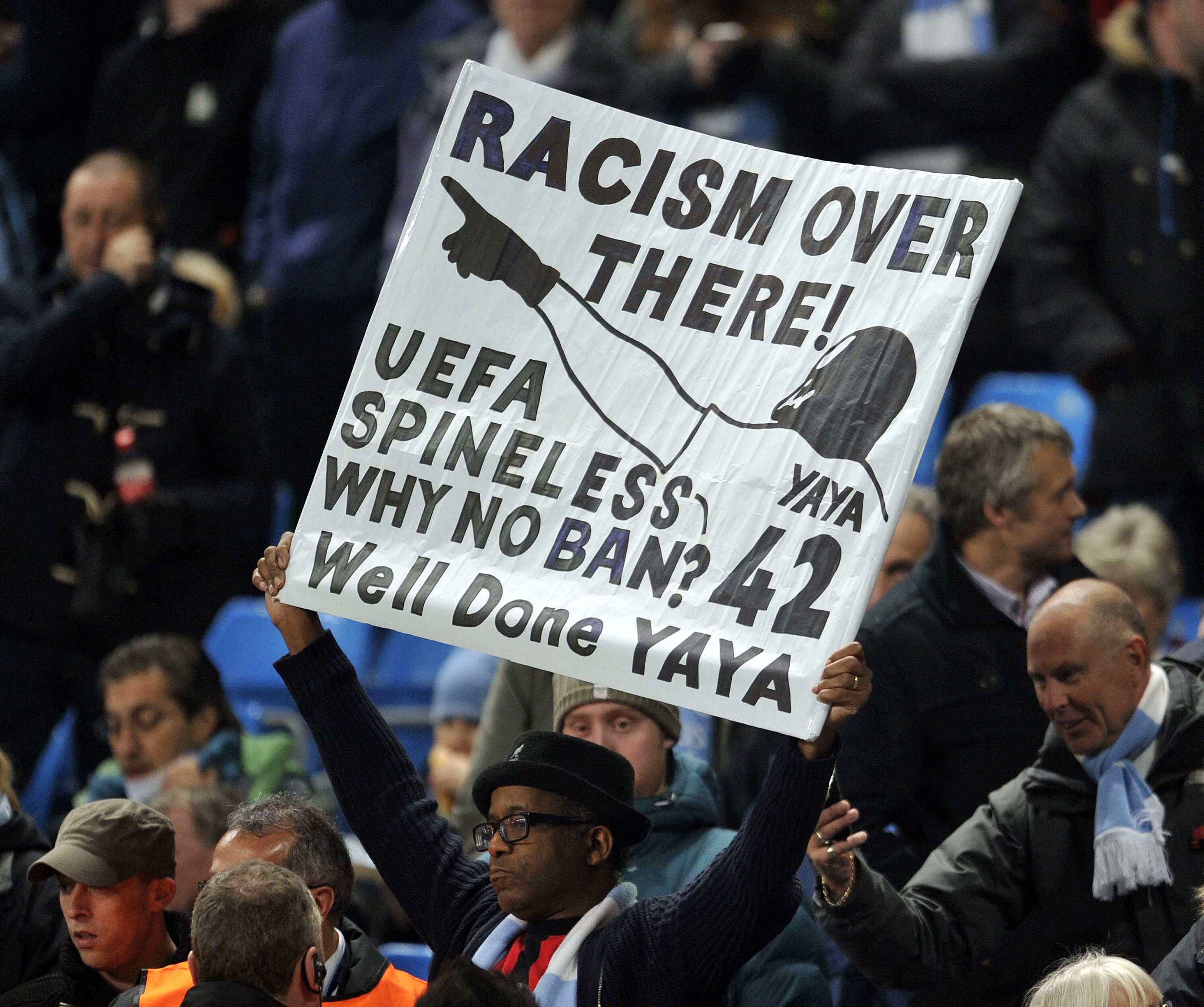 Twitter se reúne com clube inglês para tratar sobre racismo nos estádios