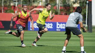 Filipe Luís deve estrear neste domingo, contra o Bahia