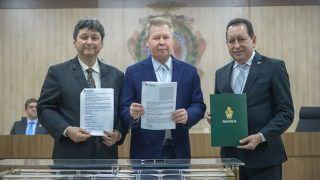 Acordo vai facilitar regulação de posse de terras em Manaus