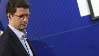 Ministro do Meio Ambiente, Ricardo Salles, deixa o hospital