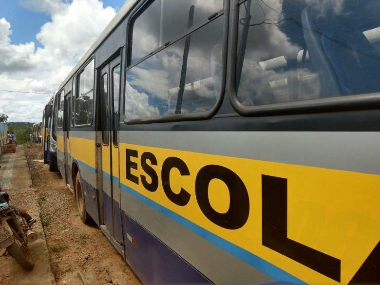 PEC transfere para municípios a gerência do transporte escolar