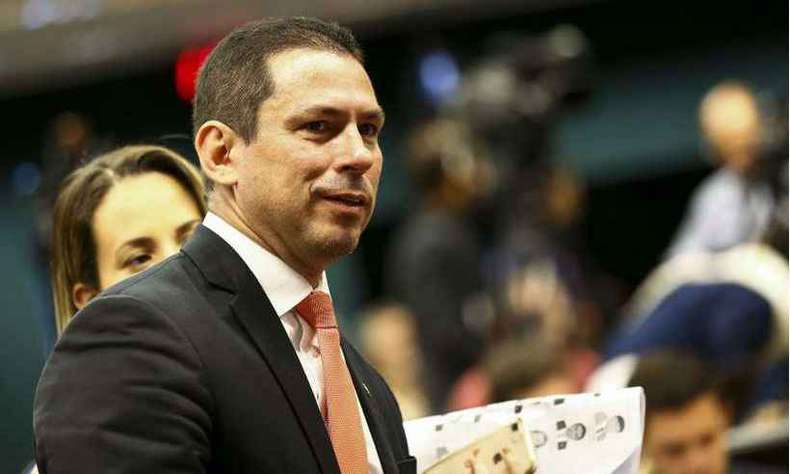 Mesmo com eleição cancelada, Marcelo Ramos se garante como vice-presidente da Câmara