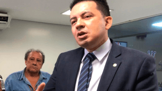Orientado por Bolsonaro, PSL-AM vai divulgar candidato a prefeitura ano que vem