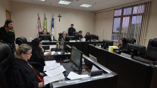 Mulher que aderiu ao PDV sem saber de gravidez não tem direito à estabilidade