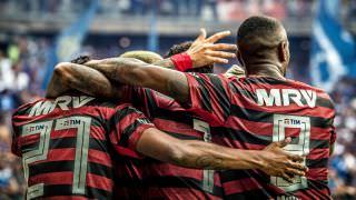 Com gols de Gabriel e Arrascaeta, Flamengo vence o Cruzeiro