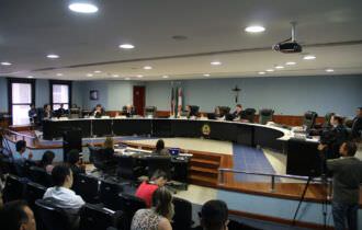 TCE multa ex-presidente da Câmara de Tabatinga em meio milhão de reais