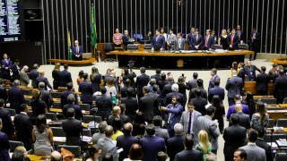 Congresso derruba veto de Bolsonaro à Lei do Livro