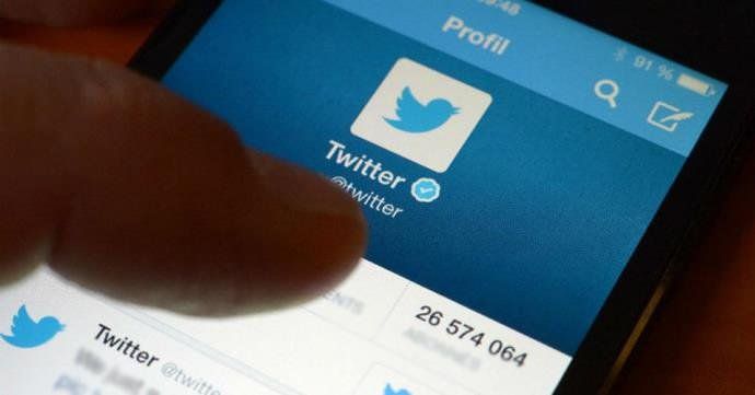 Twitter atende STF e retém 16 contas de perfis bolsonaristas