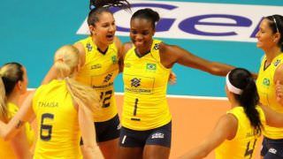 Seleção feminina de vôlei bate Camarões e sobe para o 4º lugar