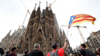 Quinto dia de atos pró-independência reúne milhares em Barcelona