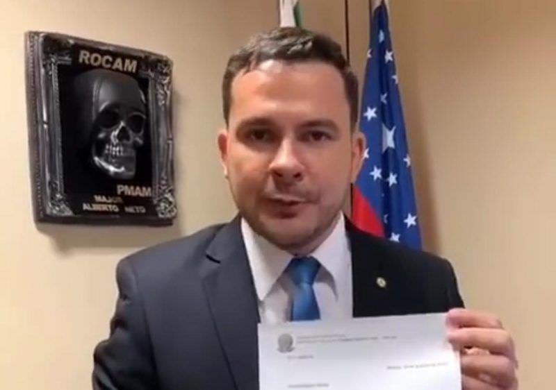 Deputado sugere ao governo que promova policiais que atuaram no confronto da Betânia