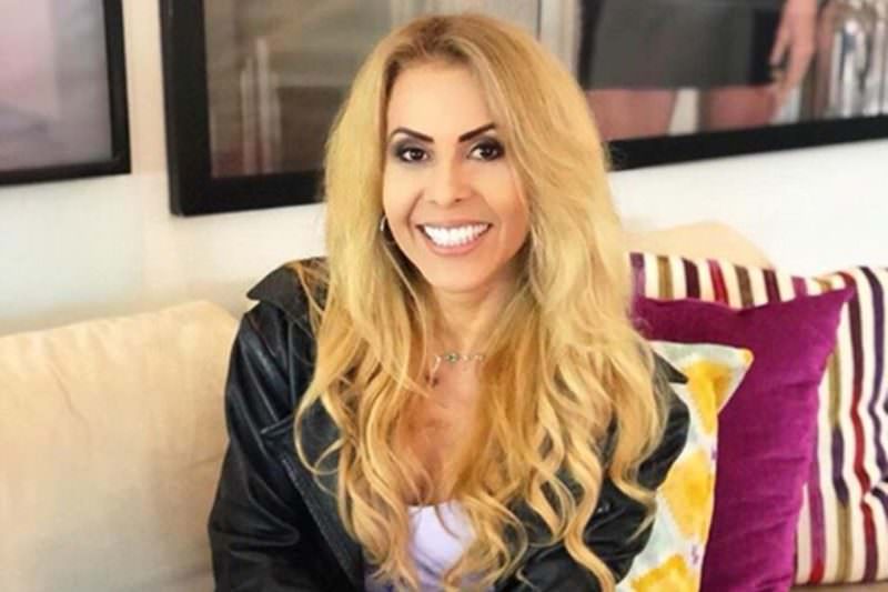 Joelma recebe alta hospitalar após 5 dias internada por inchaços e gastrite