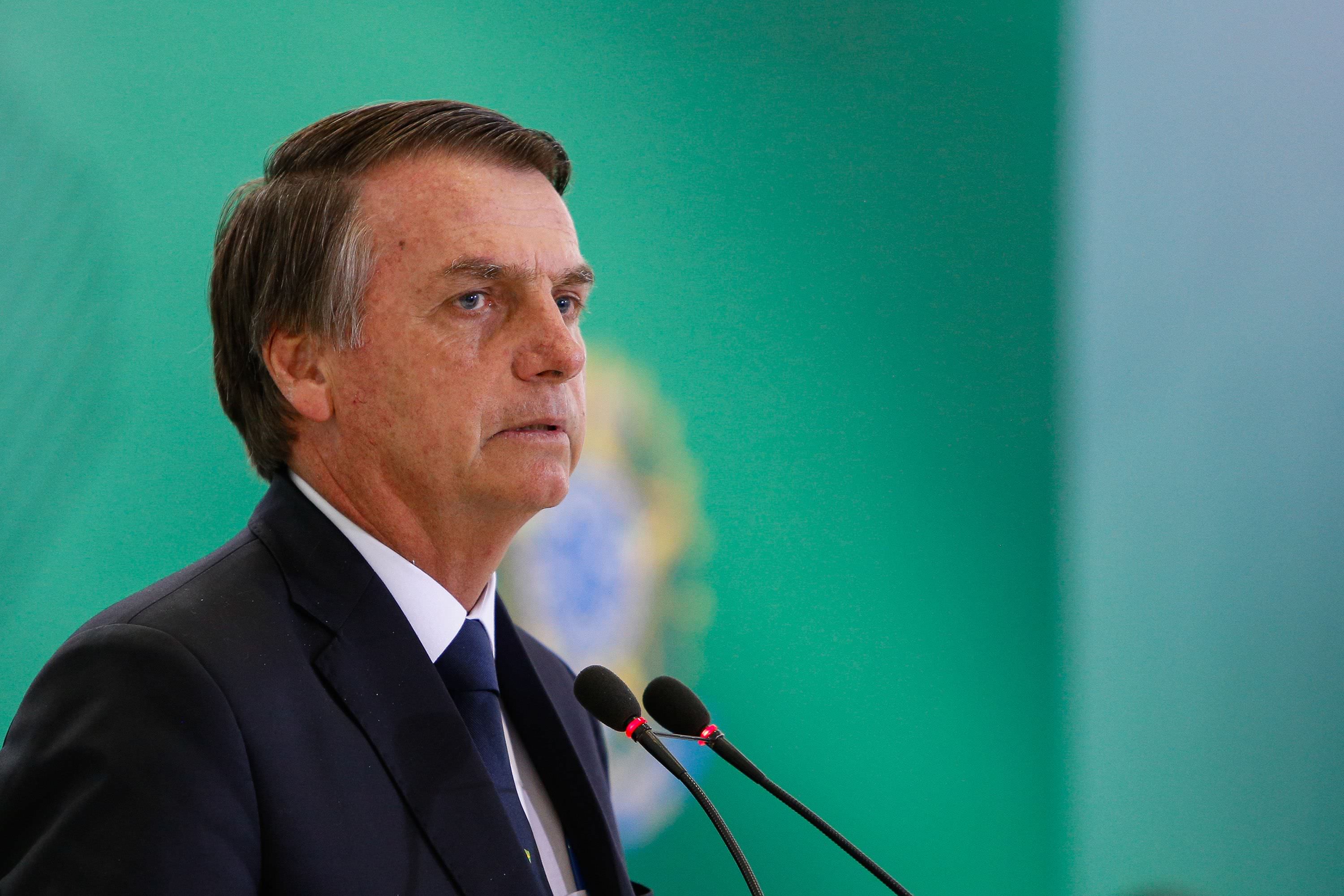 Bolsonaro: Nestor Foster pode ser indicado para embaixada caso Eduardo desista