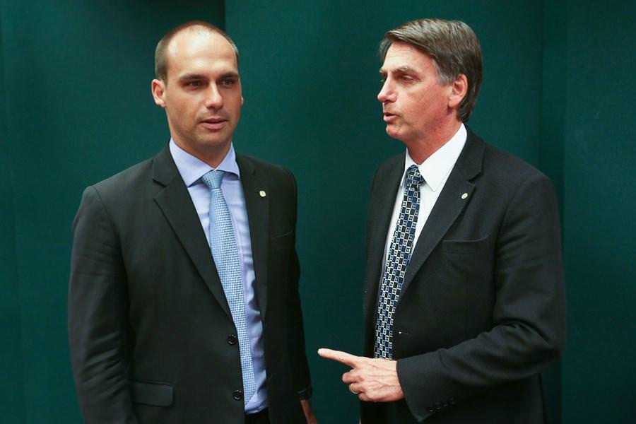 Eduardo Bolsonaro compara chapa Lula/Alckmin com Bolsonaro/Netto: 'fácil escolher'