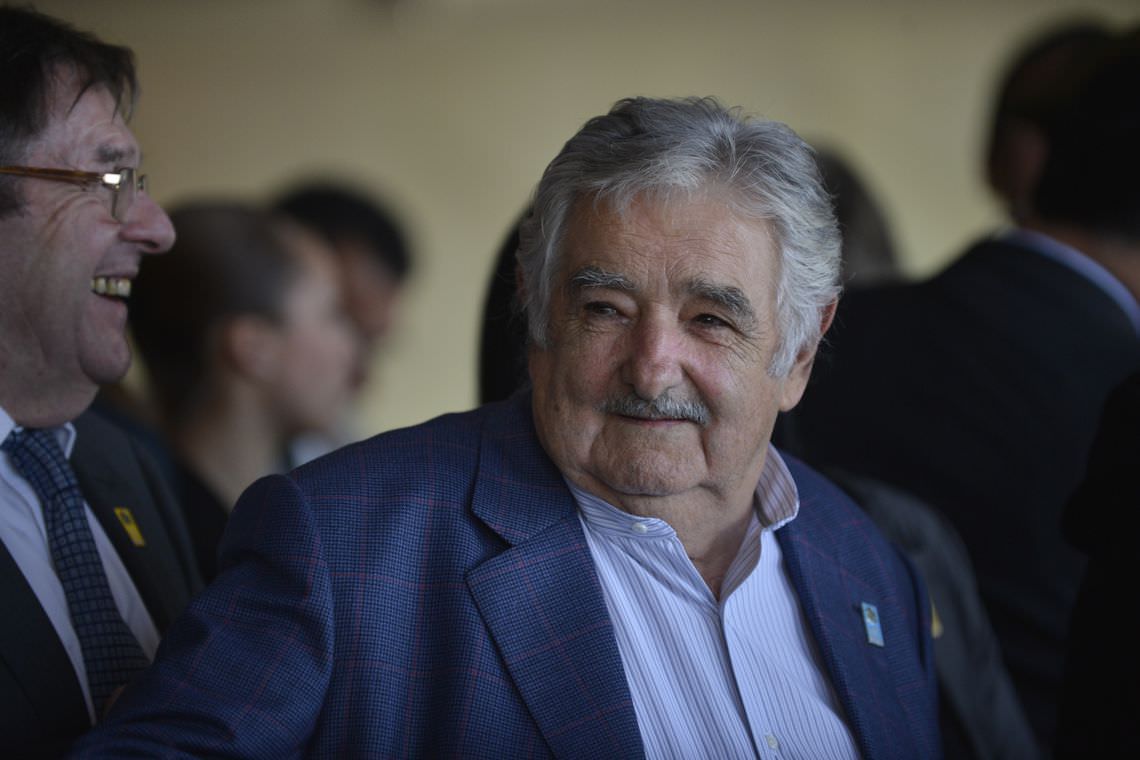 Pepe Mujica é eleito senador no Uruguai neste domingo, 27
