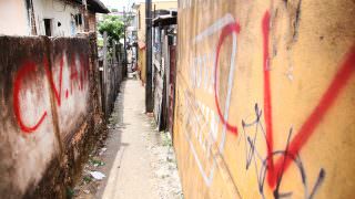 Grupos criminosos travam disputa por território com 'banho de sangue' em Manaus
