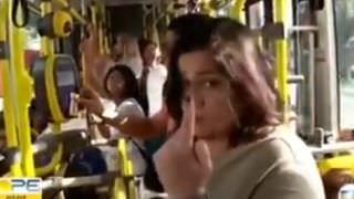 Sem crédito, repórter da Globo não consegue embarcar em ônibus