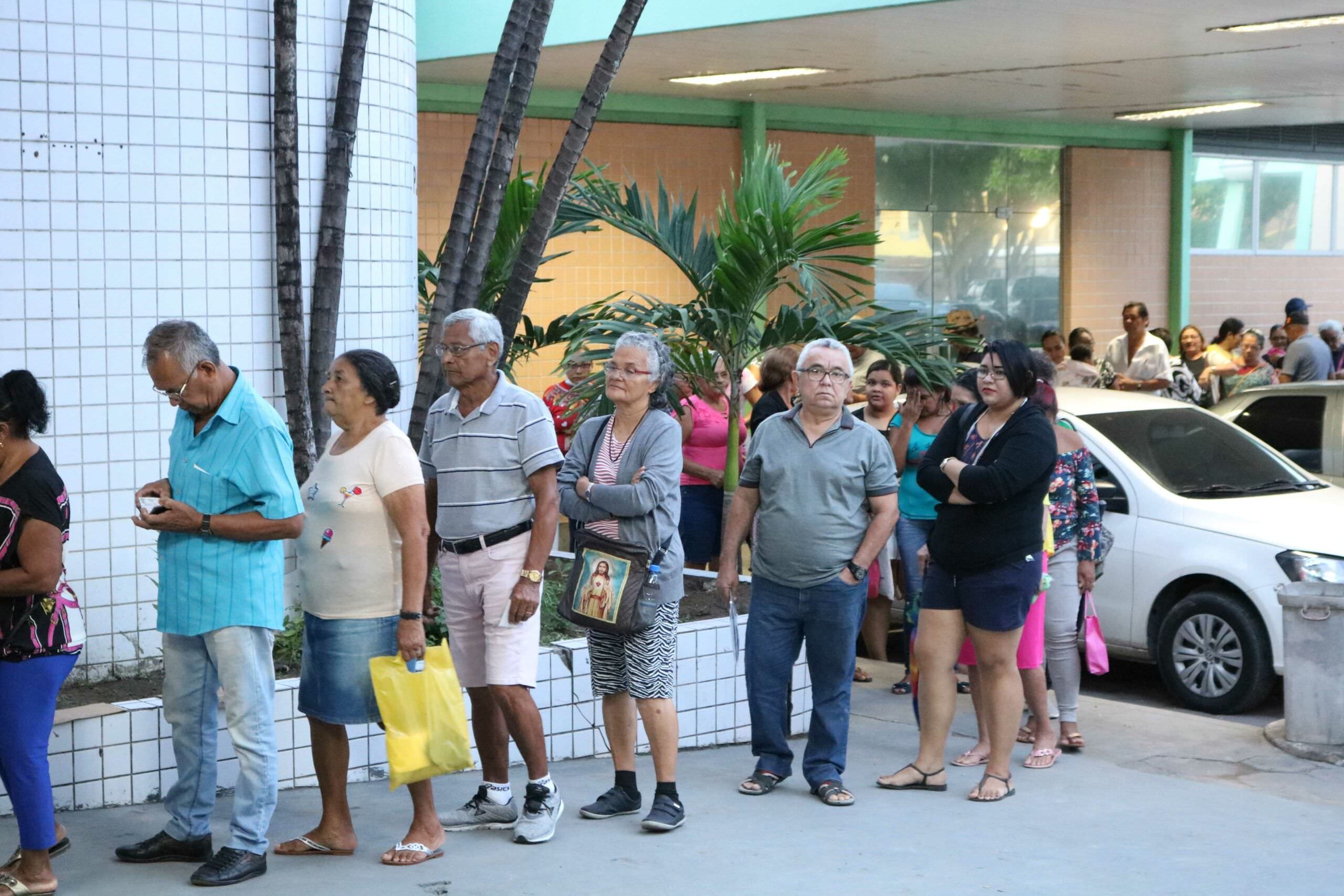 Pacientes aguardam até seis meses na fila de espera do Hospital Francisca Mendes