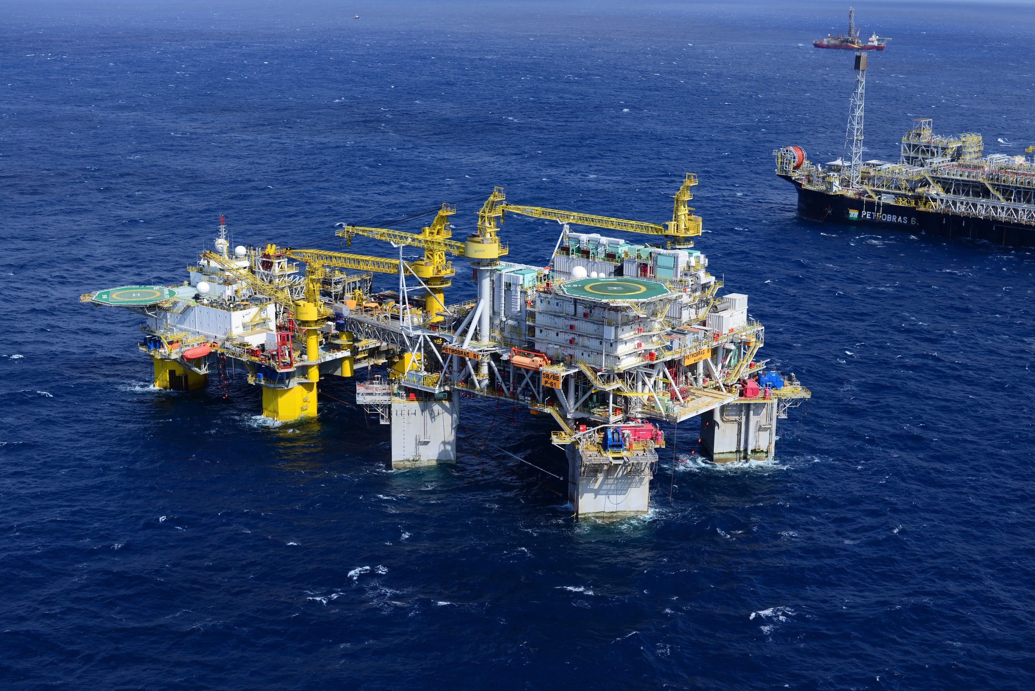 Petrobras finaliza venda de três campos de petróleo na Bacia de Campos