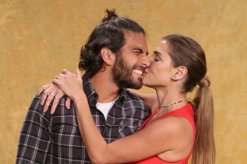 Deborah Secco comenta boatos sobre traição de marido, Hugo Moura