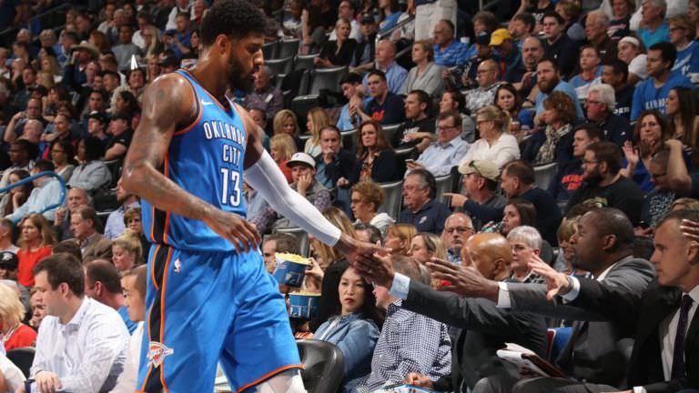 Warriors perdem do Thunder e seguem sem vencer na NBA