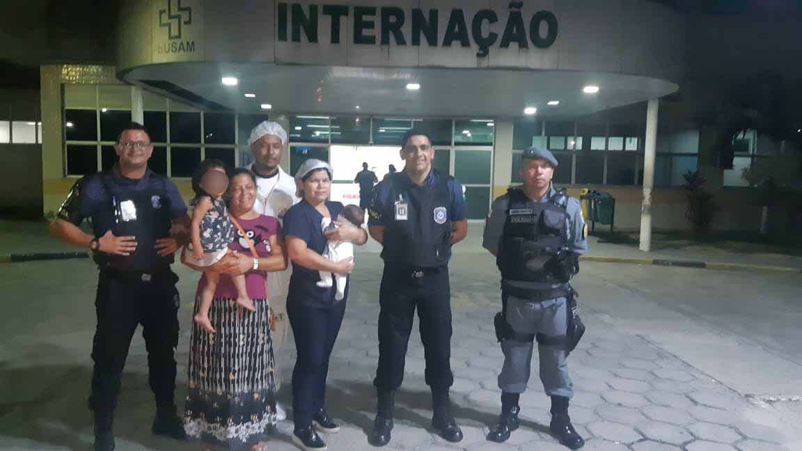 Polícia Militar resgata crianças abandonadas na zona Leste