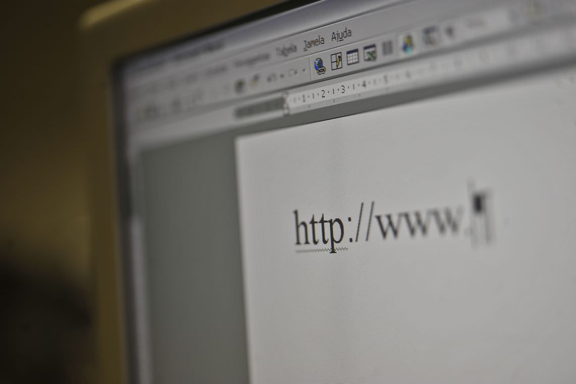 Comissão Parlamentar das Fake News discute crimes na internet