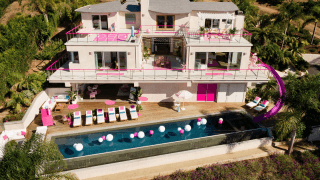 Casa da Barbie em tamanho real nos EUA recebe hóspedes por R$250