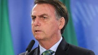 Bolsonaro diz que nova lei amplia acesso à internet para população