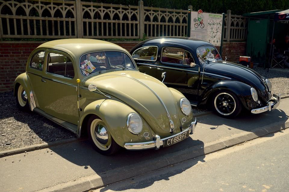 Praça da Matriz recebe exposição de carros antigos neste domingo