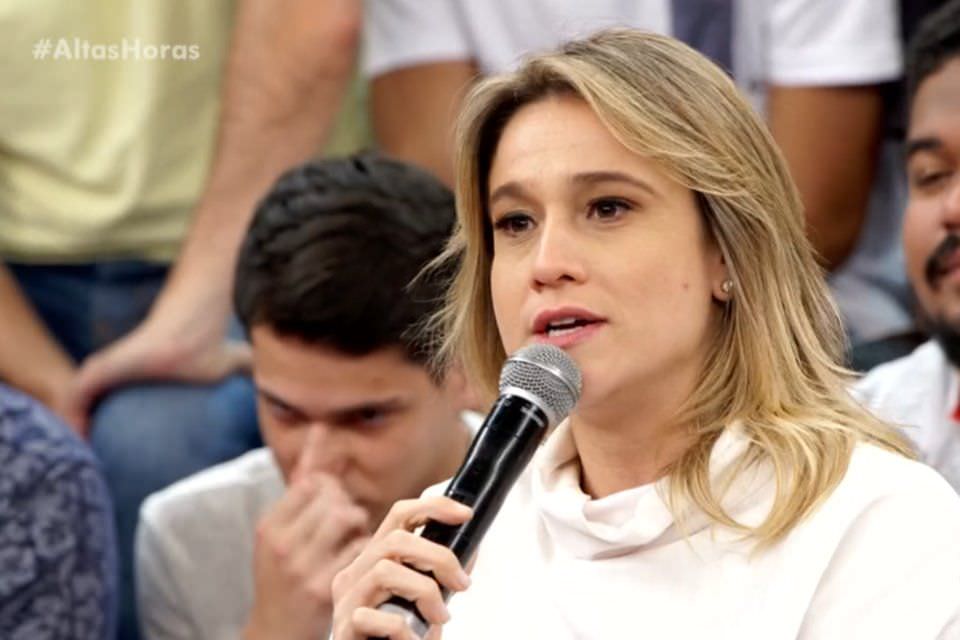 Fernanda Gentil defende Fernanda Souza e leva bronca de Leo Dias