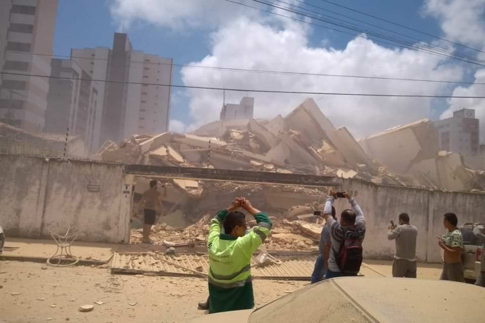 ‘Pai, estou vivo’, diz filho soterrado após desabamento de prédio