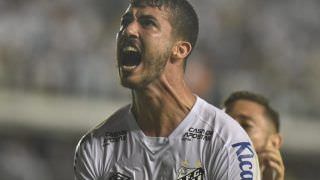 Palmeiras entra na briga para contratar Gustavo Henrique, do Santos
