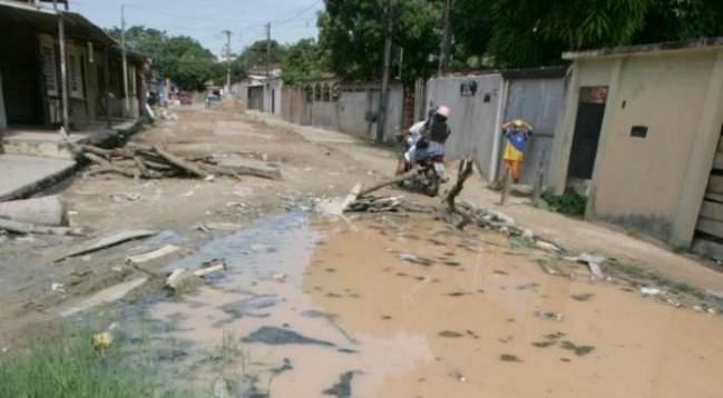 Falta de saneamento causou 34 mortes e 1,9 mil internações em Manaus, em 2017