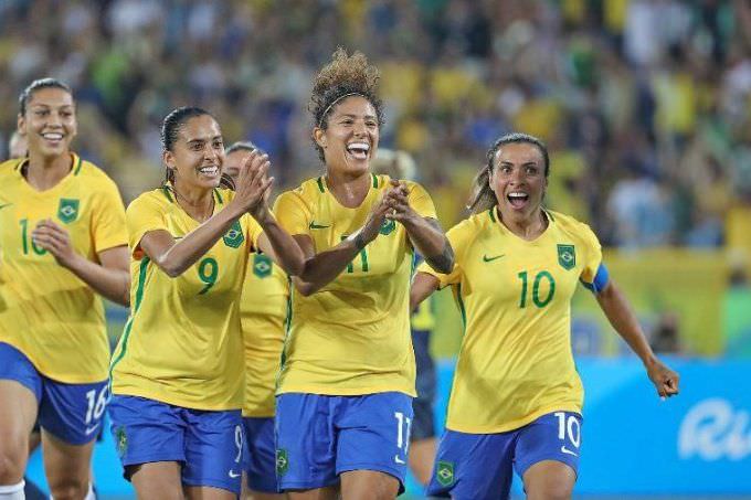 Em bela atuação, seleção brasileira feminina derrota a Polônia por 3 a 1