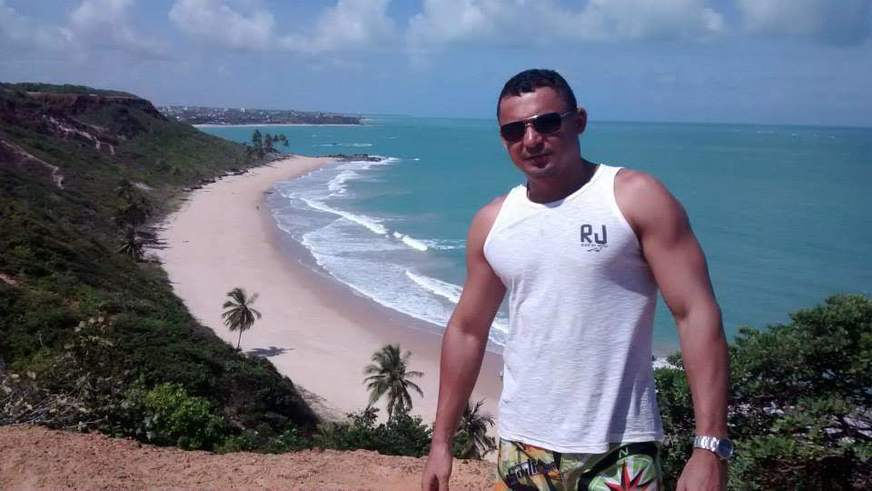 Polícia faz reconstituição da morte do engenheiro Flávio