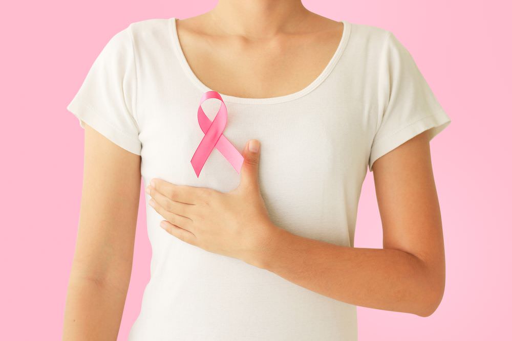 FCecon lança cartilha de exercícios para mulheres que retiraram a mama